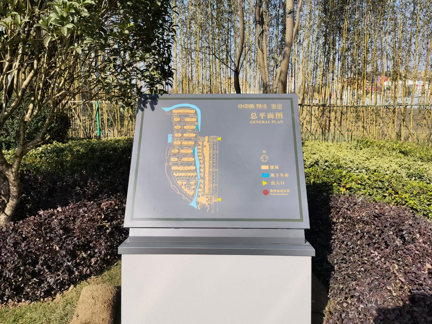 鄭州標(biāo)識標(biāo)牌制作廠家淺談標(biāo)識標(biāo)牌五大工藝