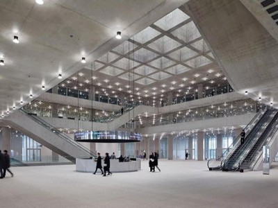 首爾化妝品公司(Chipperfield)新總部標(biāo)識(shí)系統(tǒng)案例賞析